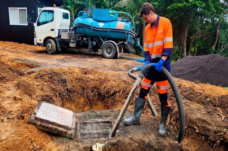 Industrial Septic Tank Cleaning Service
